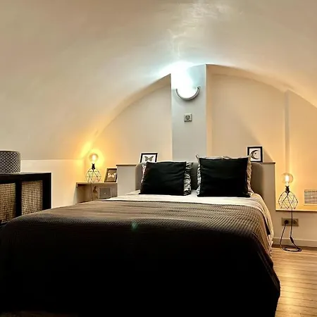 Apartment Le Moulin Dans Le Centre Historique De ! *